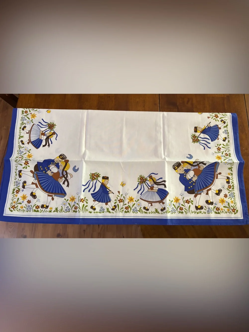 Mid century German Cotton Table Cloth Couple Dancing 30”x30”
